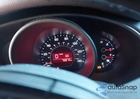 2018 Kia Soul z USA, uszkodzony, nr VIN KNDJN2A23J7589149